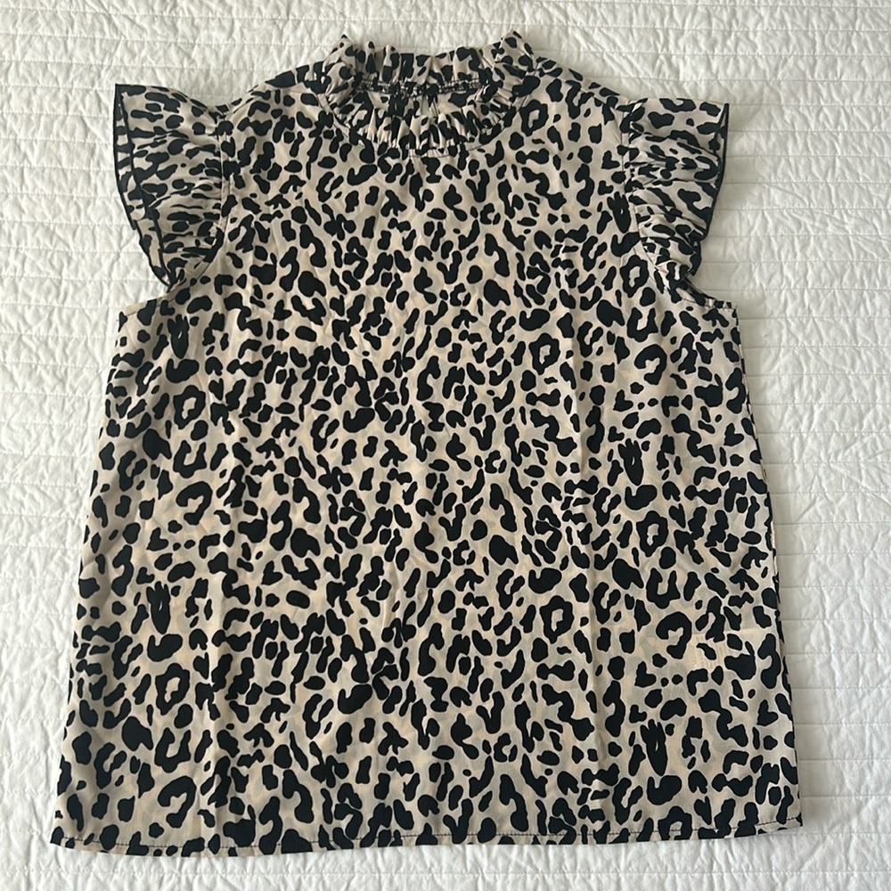 Women’s SHEIN Tan/black Leopard Print Sleeveless Blouse -size small